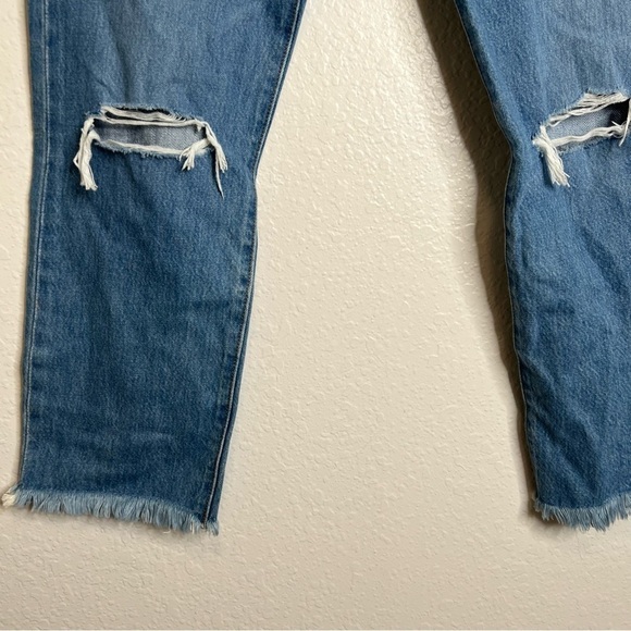 Levi’s Jeans Women 27 Wedgie Straight High Rise Distressed button Fly raw hem  A - Picture 4 of 13